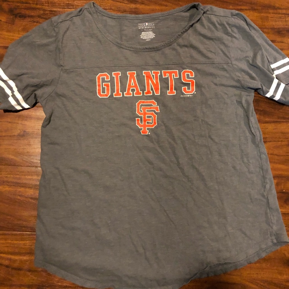 Official SF Giants shirt, women’s large